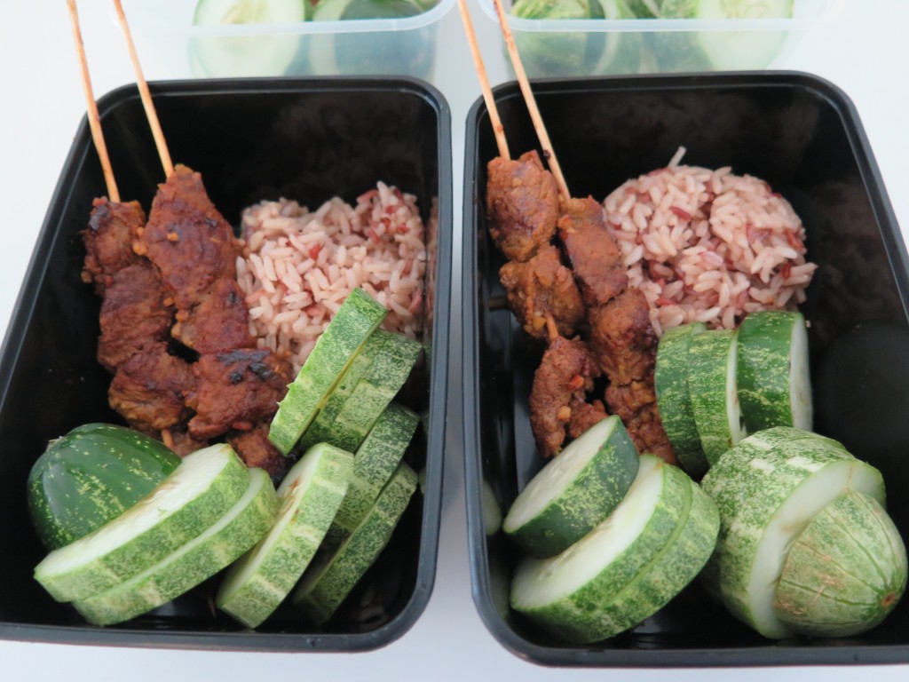 healthy-singapore-beef-satay-meal-prep