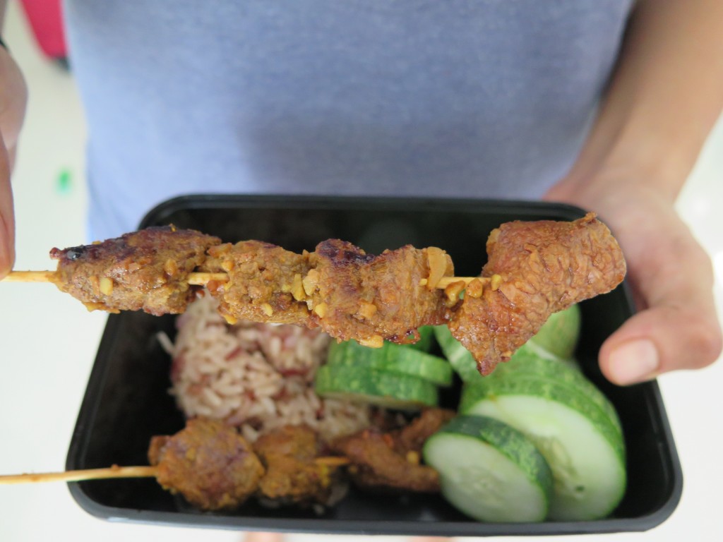 healthy-singapore-beef-satay-meal-prep2